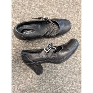 Clarks Mary Jane Heels Women's 6M Black Leather Double Buckle Artisan